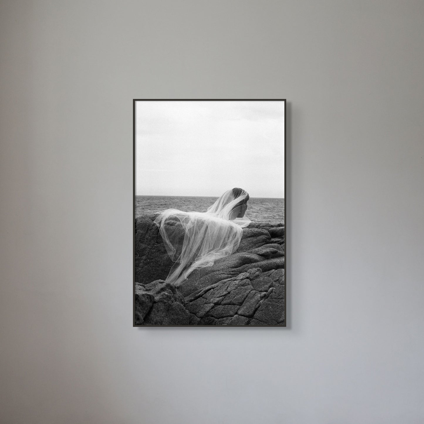 I am a serenade to the sea