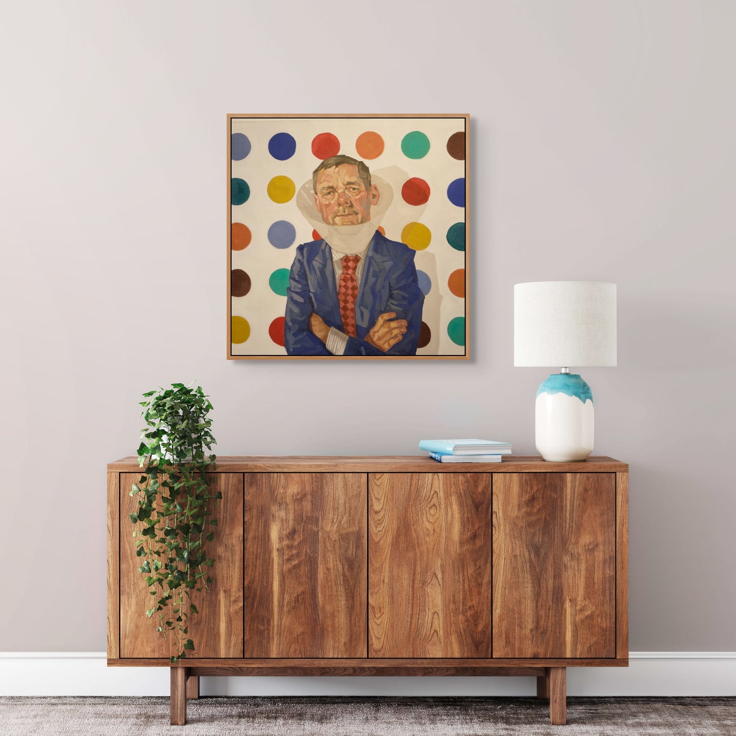 Figura con Traje Azul